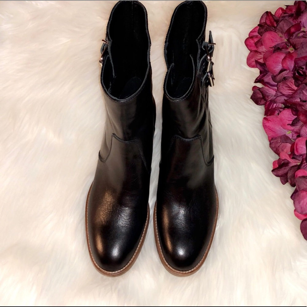 🆕J. CREW Black Dean Ankle Boots - Picture 4 of 7